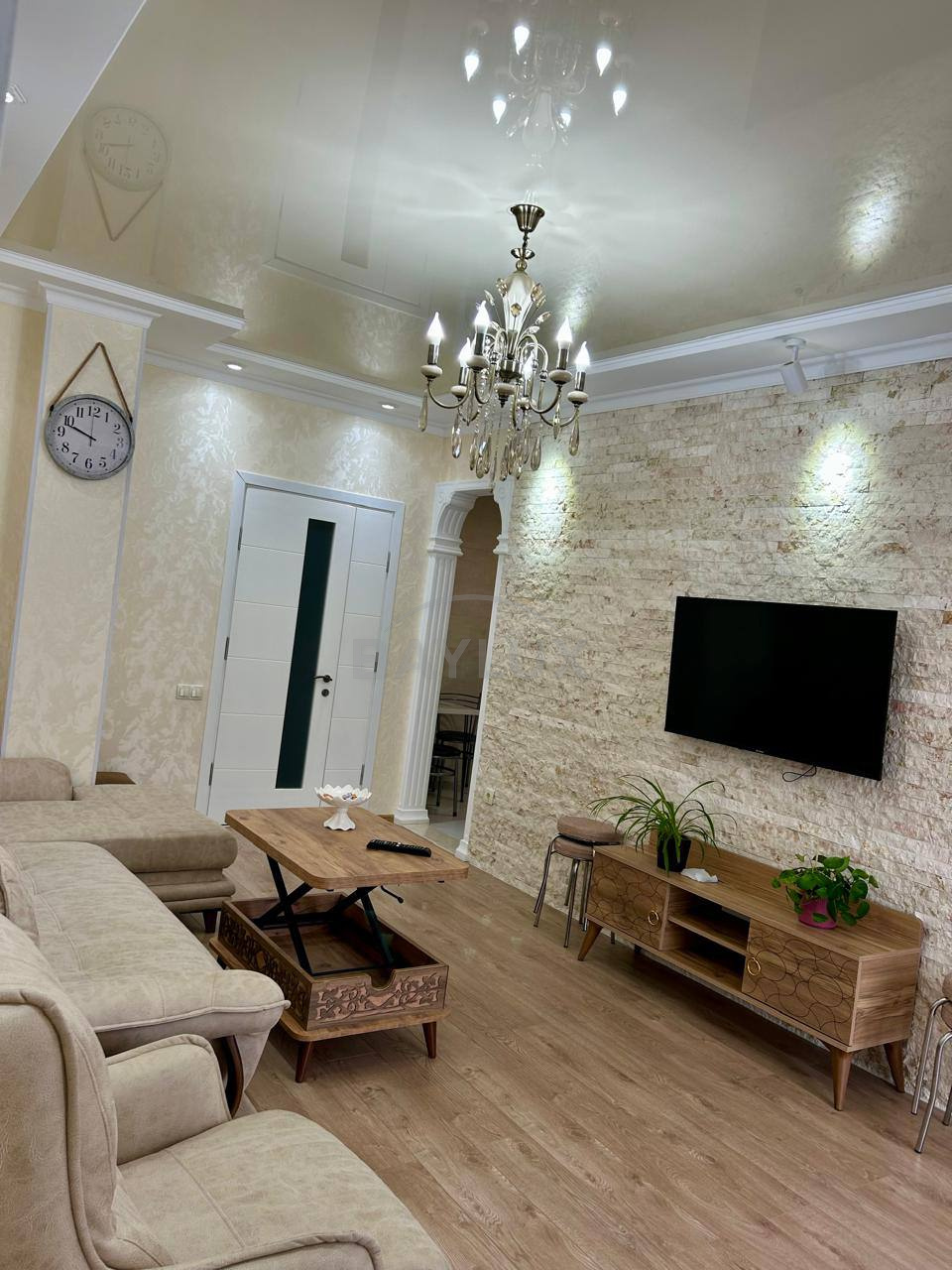 Apartment, 80 m² — Leonidze 17