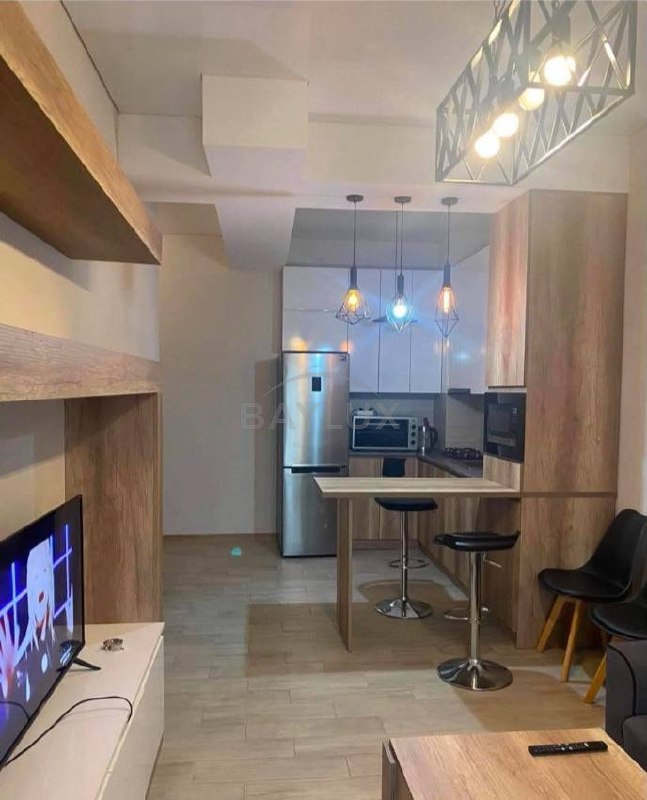 Apartment, 50 m² — : Chkheidze 9