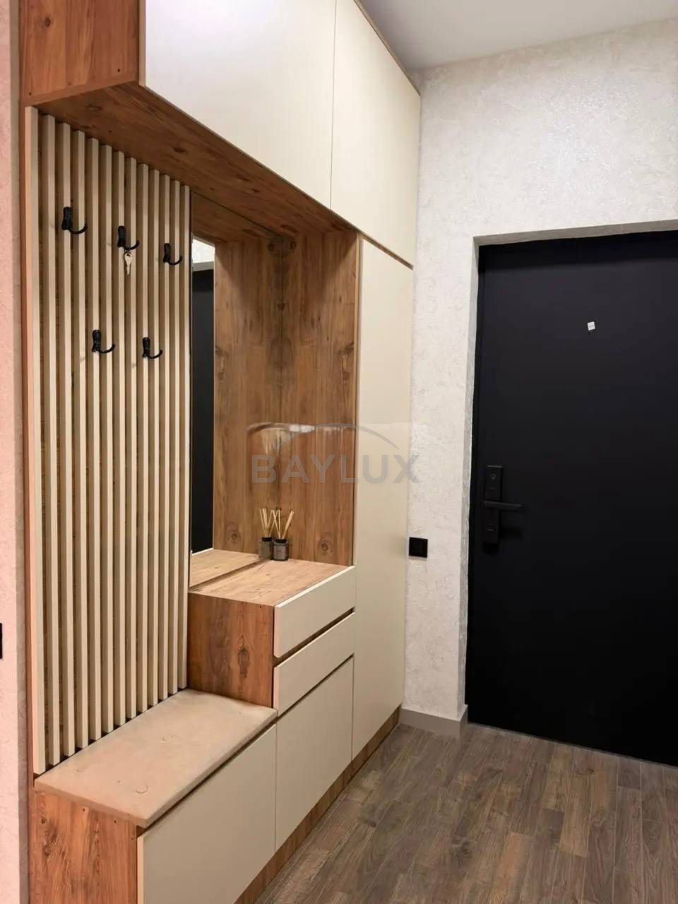 Apartment, 65 m² — Avlabari