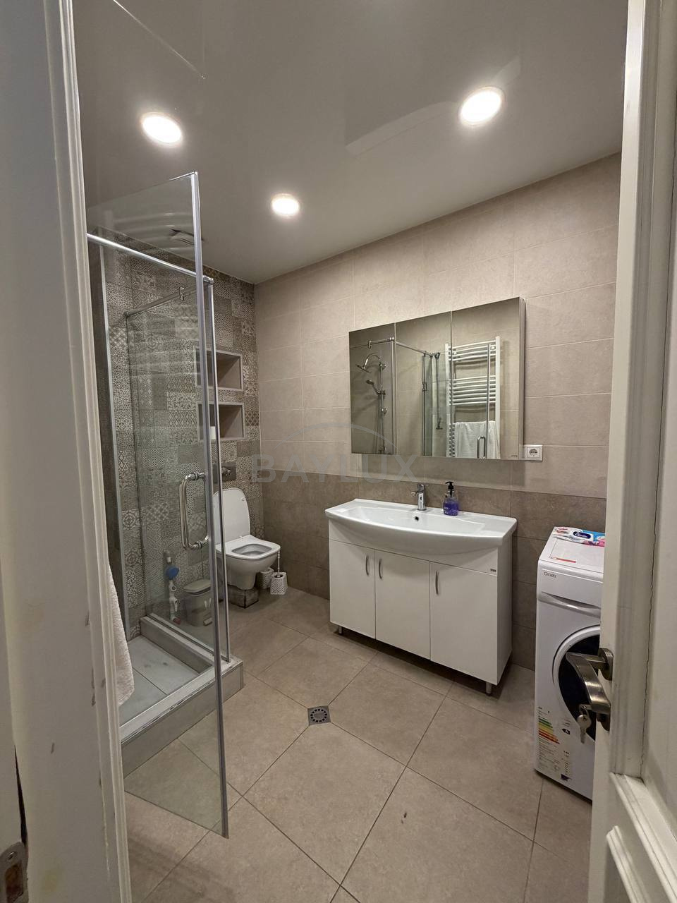 Apartment, 240 m² — Shartava