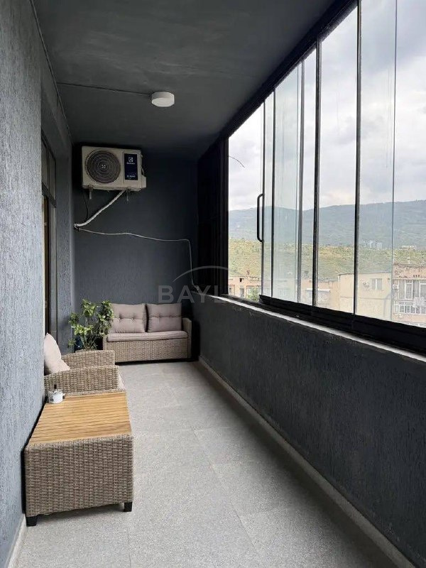 Apartment, 90 m² — Saburtalo