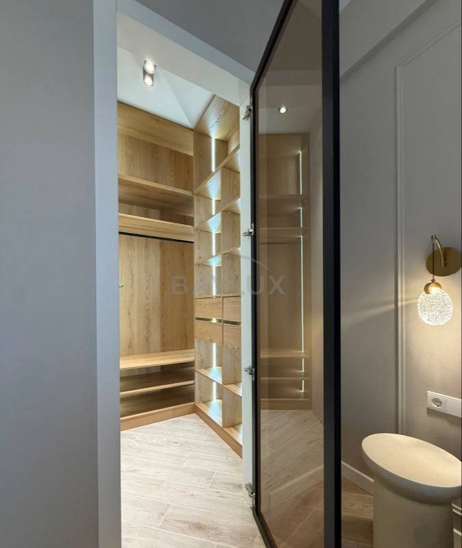 Apartment, 48 m² — St. Universitetskaya 46