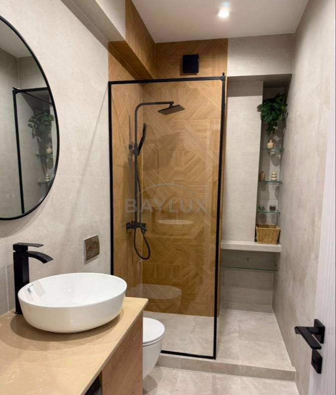 Apartment, 48 m² — St. Universitetskaya 46