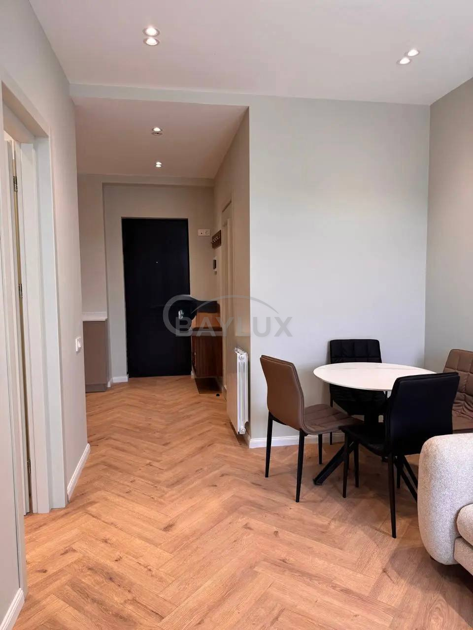 Apartment, 40 m² — Saburtalo