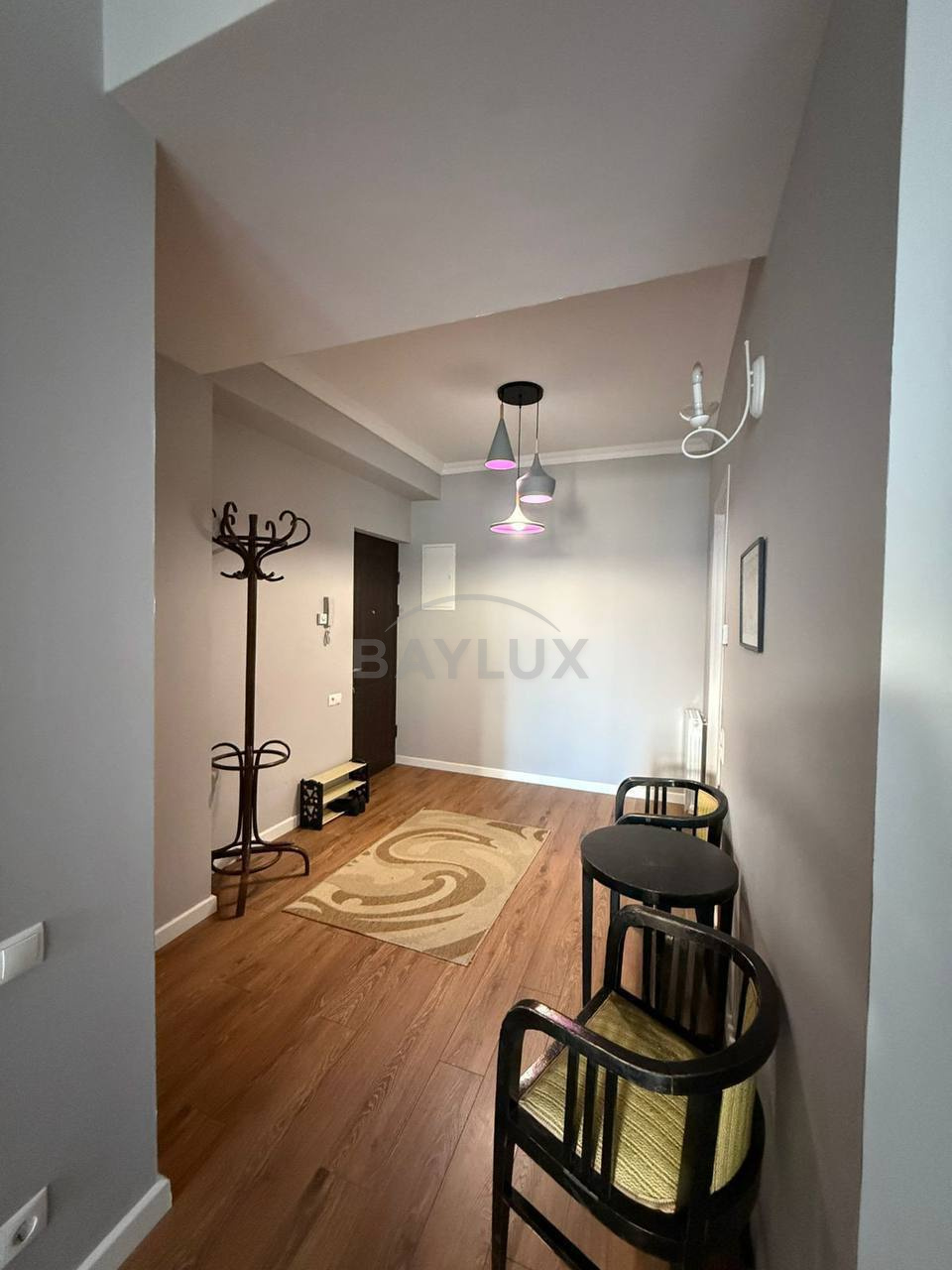 Apartment, 90 m² — Vake