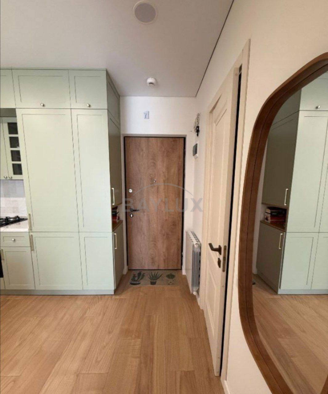 Apartment, 52 m² — St. Politkovskaya 33