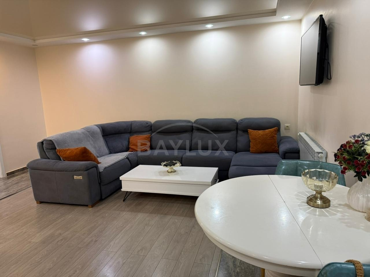 Apartment, 70 m² — St. Rustaveli, 10