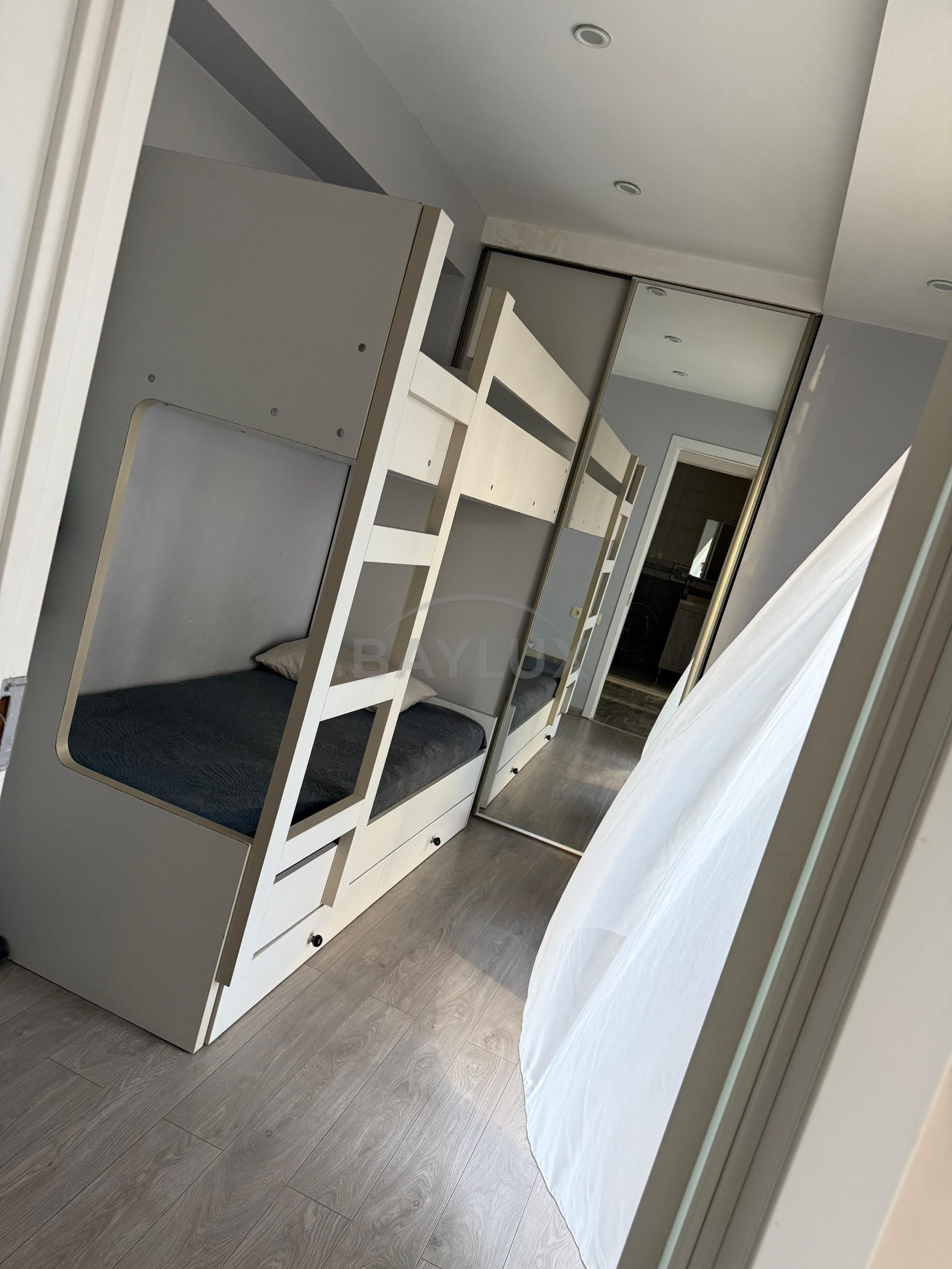 Apartment, 70 m² — St. Rustaveli, 10