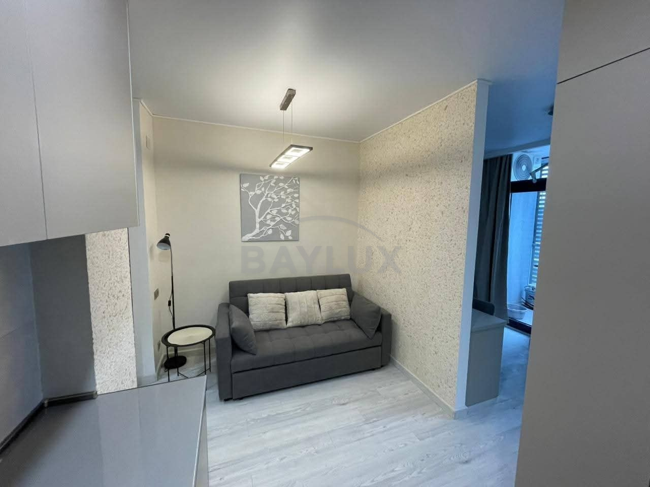 Studio, 37 m² — Shartava 32