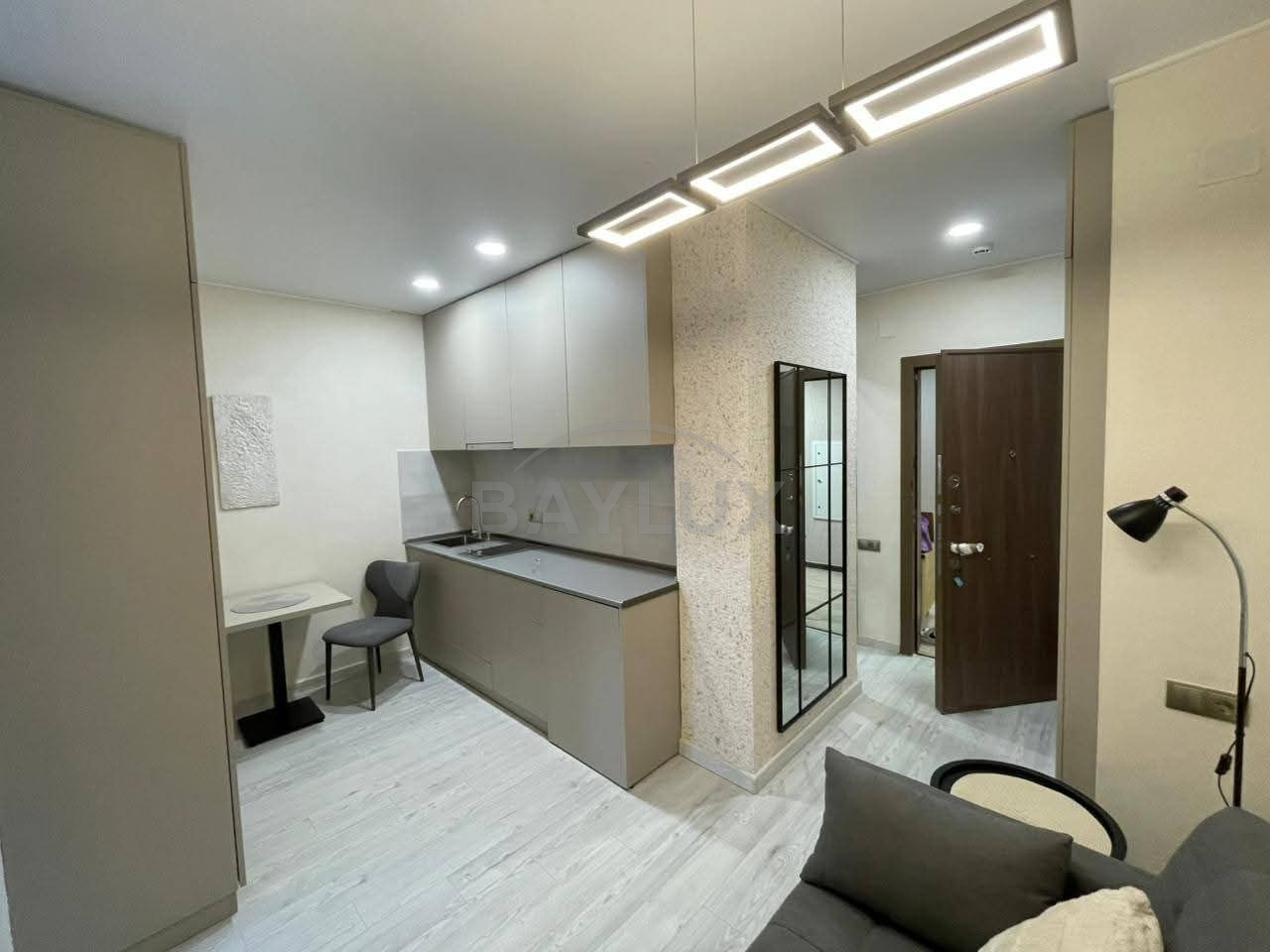 Studio, 37 m² — Shartava 32