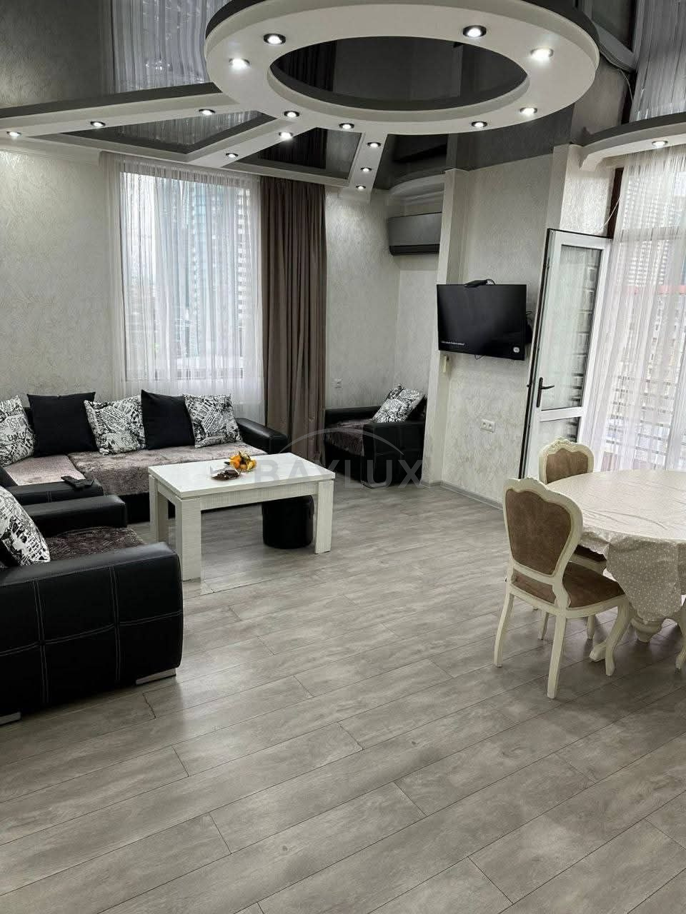 Apartment, 115 m² — St..pirosmani 18