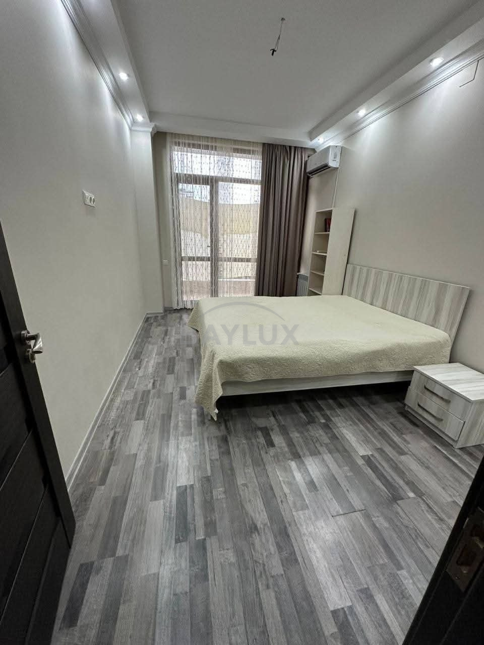Apartment, 115 m² — St..pirosmani 18